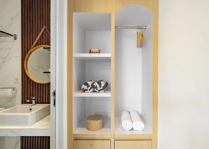 Cove Ume Nerus Residences &